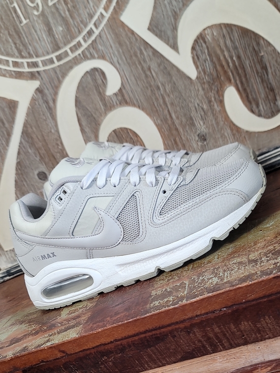 Nike Shoes - Nike Wmns Air Max Command "Light Bone/White" Wmns 9.5 Good Condition